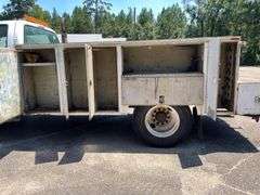 2006 Ford F750 Super Duty 4 Door Crew Cab Utility Body Truck (175,874 Miles)