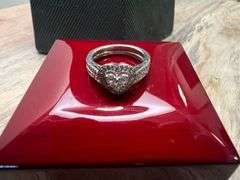 14k White Gold Heart Cluster Set (1.06 CTW)