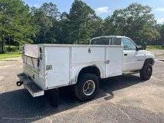 2001 Dodge Ram 3500 2 Door Regular Cab Utility Body Truck (137,973 Miles)