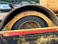 Hypac C830B Vibratory Smooth Drum Roller Compactor