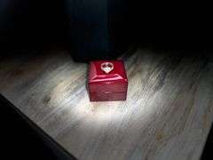 14k White Gold Heart Cluster Set (1.06 CTW)