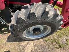 2008 Mahindra 8560 4x4 Tractor w/Front Loader (239 Hours)