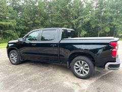 2021 Chevrolet Silverado 1500 Z71 4 Door Crew Cab 4x4 Pickup Truck (153,845 Miles)