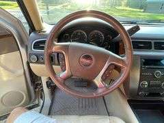 2007 GMC Yukon XL 4 Door SUV (184,310 Miles)