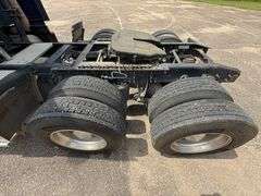 2015 International LF687 ProStar T-Axle Sleeper Cab Tractor Truck (844,305 Miles)
