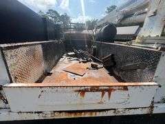 2000 Ford F550 Super Duty Single Cab Service Body Truck w/Crane (456,571 Miles)