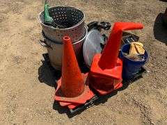 Pallet of Miscellaneous Items