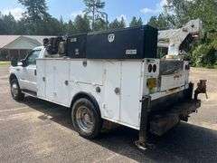 2000 Ford F550 Super Duty Single Cab Service Body Truck w/Crane (456,571 Miles)