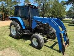 2001 New Holland TS110 4WD Enclosed Cab Tractor (3,612 Hours)