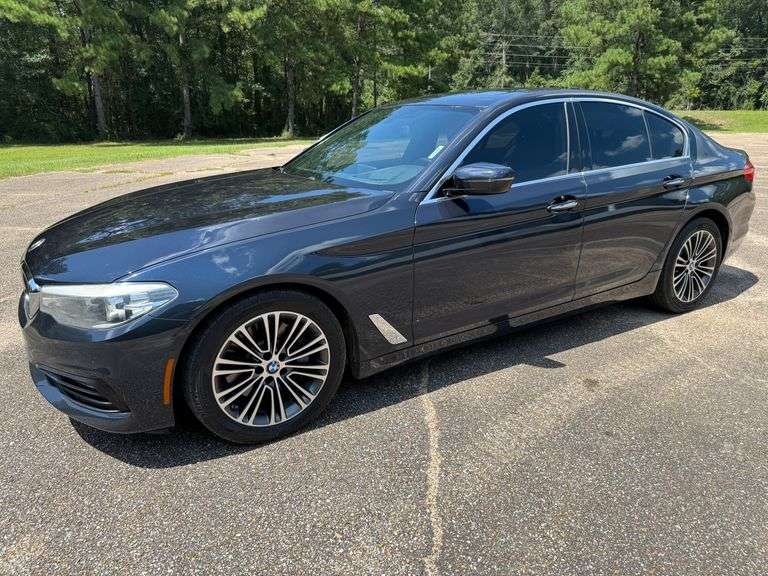 2017 BMW 530i RWD 4D Sedan (168,151 Miles)