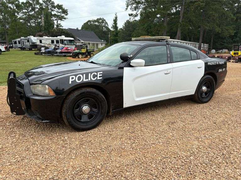 2014 Dodge Charger 4 Door Sedan (165,570 Miles)