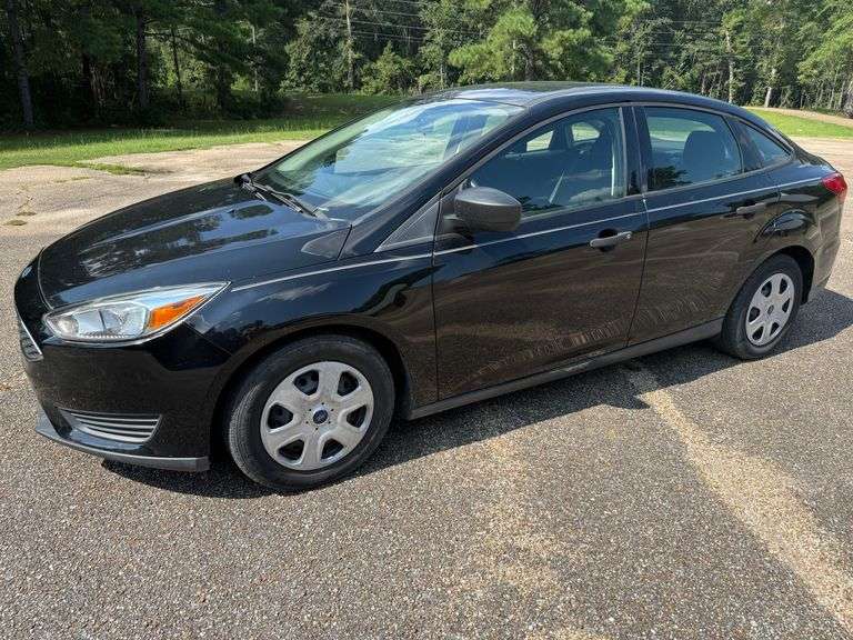 2017 Ford Focus 4 Door Sedan (42,593 Miles)