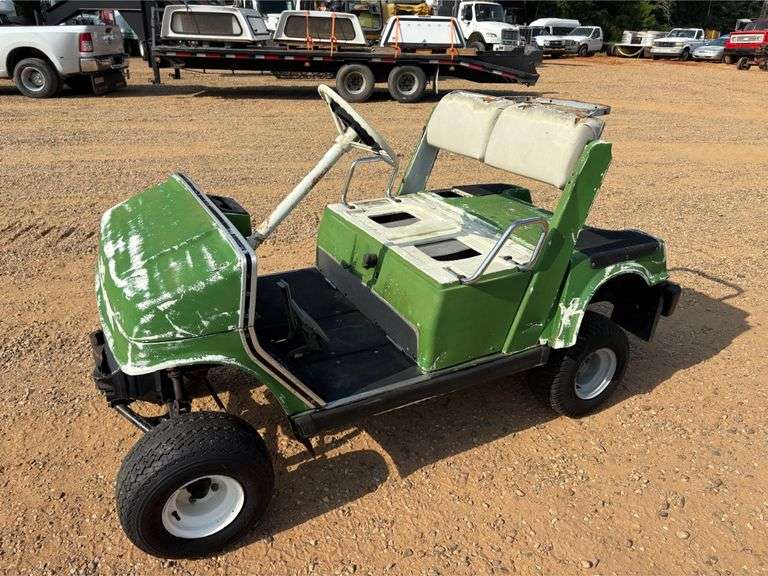 Yamaha Gas Powered Golf Cart