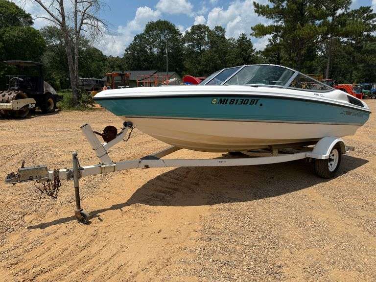 1991 Chapparal 180 SL Ski Boat