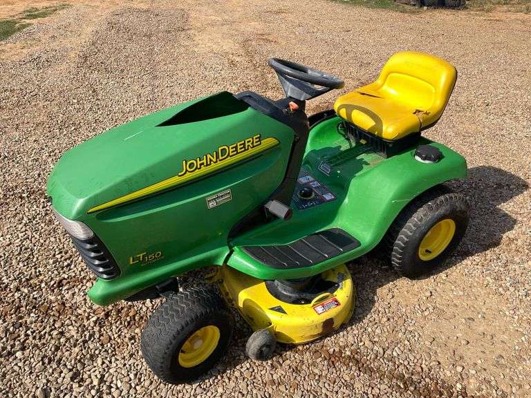 John Deere LT 150 38" Cut Riding Lawn Mower-Not Running