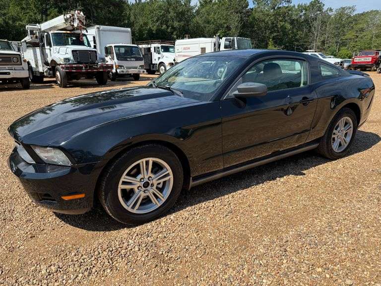 2010 Ford Mustang RWD 2D Coupe (101,365 Miles)