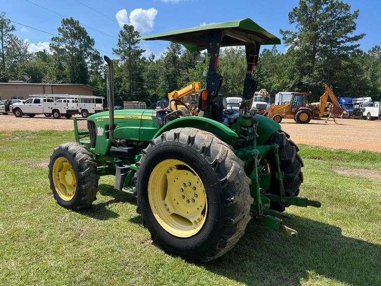 2011 John Deere 5085M 4WD Tractor