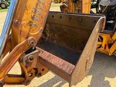 Case 580SK Loader Backhoe