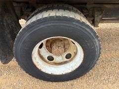 1995 Ford F-800 Flatbed Truck (243,300 Miles)