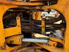 Case 580SK Loader Backhoe