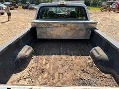 2005 Ford F-350 Super Duty Crew Cab 4x4 Pickup Truck (114,561 Miles)