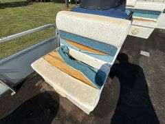 1997 Fisher Marine Freedom Series Pontoon Boat