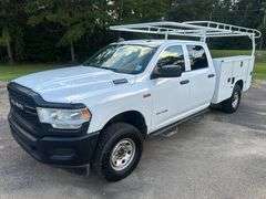 2021 Dodge 2500 Heavy Duty Crew Cab 4x4 Utility Body, Pipe Rack
