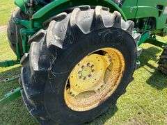 2011 John Deere 5085M 4WD Tractor