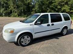 2008 Chevrolet Uplander 4D Passenger Van (152,471 Miles)