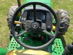 2011 John Deere 5085M 4WD Tractor