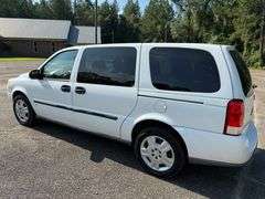 2008 Chevrolet Uplander 4D Passenger Van (152,471 Miles)
