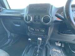 2015 Jeep Wrangler Unlimited Sport 4WD 4D SUV (172,011 Miles)