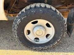 2005 Ford F-350 Super Duty Crew Cab 4x4 Pickup Truck (114,561 Miles)