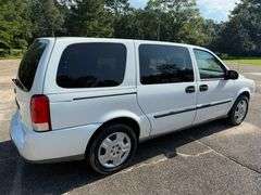 2008 Chevrolet Uplander 4D Passenger Van (152,471 Miles)