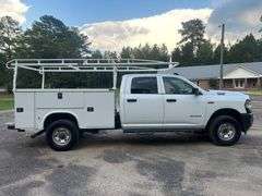 2021 Dodge 2500 Heavy Duty Crew Cab 4x4 Utility Body, Pipe Rack