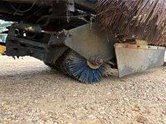 2004 Sterling Scwartz SC-8000 Sweeper Truck (47,469 Miles)