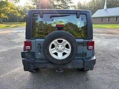 2015 Jeep Wrangler Unlimited Sport 4WD 4D SUV (172,011 Miles)