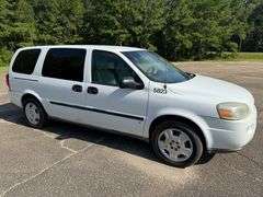 2008 Chevrolet Uplander 4D Passenger Van (152,471 Miles)