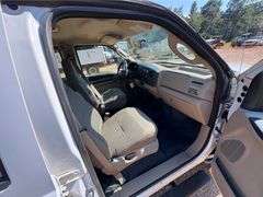 2005 Ford F-350 Super Duty Crew Cab 4x4 Pickup Truck (114,561 Miles)