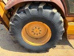 Case 580SK Loader Backhoe