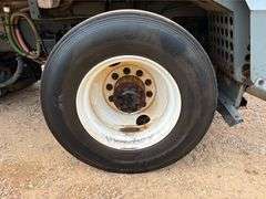 2004 Sterling Scwartz SC-8000 Sweeper Truck (47,469 Miles)