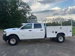 2021 Dodge 2500 Heavy Duty Crew Cab 4x4 Utility Body, Pipe Rack
