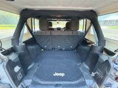 2015 Jeep Wrangler Unlimited Sport 4WD 4D SUV (172,011 Miles)