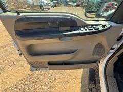 2005 Ford F-350 Super Duty Crew Cab 4x4 Pickup Truck (114,561 Miles)