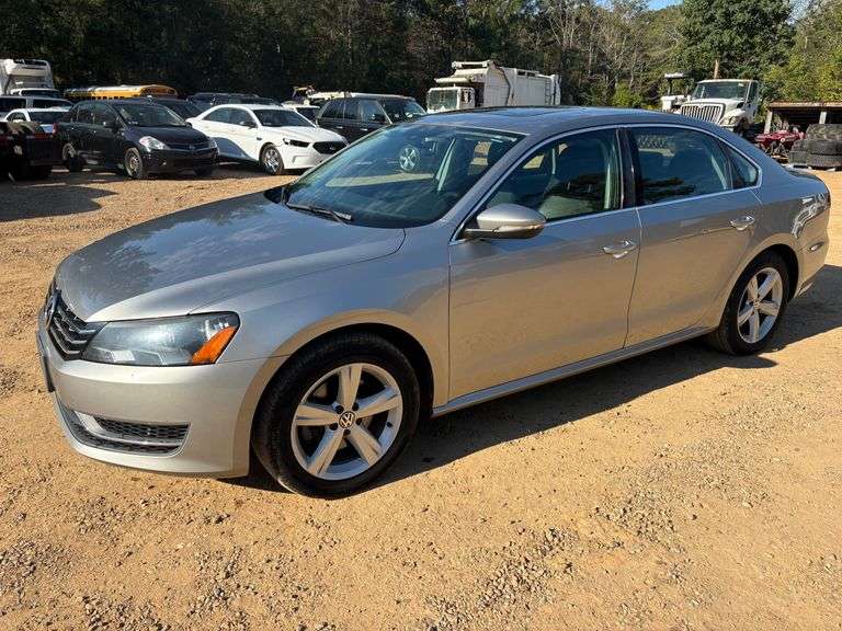2012 Volkswagen Passat TDI SE 4D Sedan (166,216 Miles)