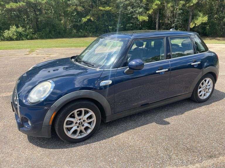 2015 Mini Cooper 4 Door Sedan (131,821 Miles)