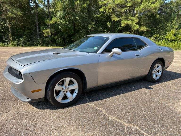 2014 Dodge Challenger SXT 2 Door Coupe (163,036 Miles)