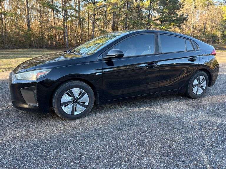 2019 Hyundai Ioniq 4 Door SUV (111,450 Miles)