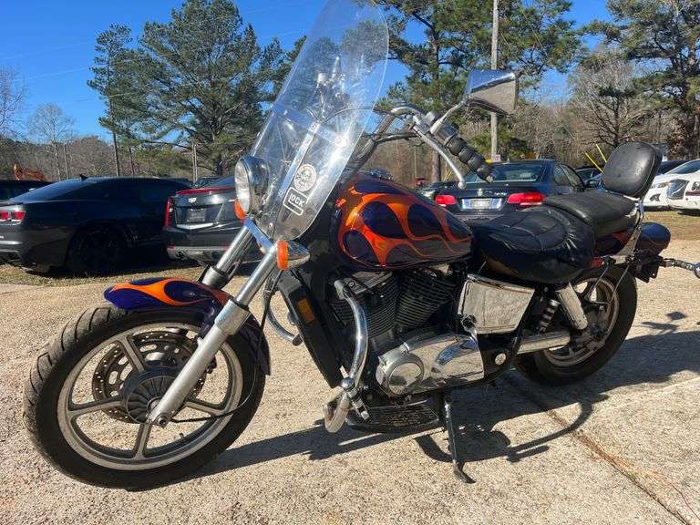2002 Honda Shadow VT1100C Motorcycle (51,282 Miles)