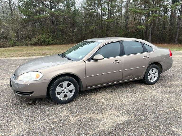 2007 Chevrolet Impala 4 Door Sedan (101,867 Miles)